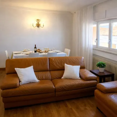 Montevecchio - Il Tuo Attico In Centro! Apartman Fano